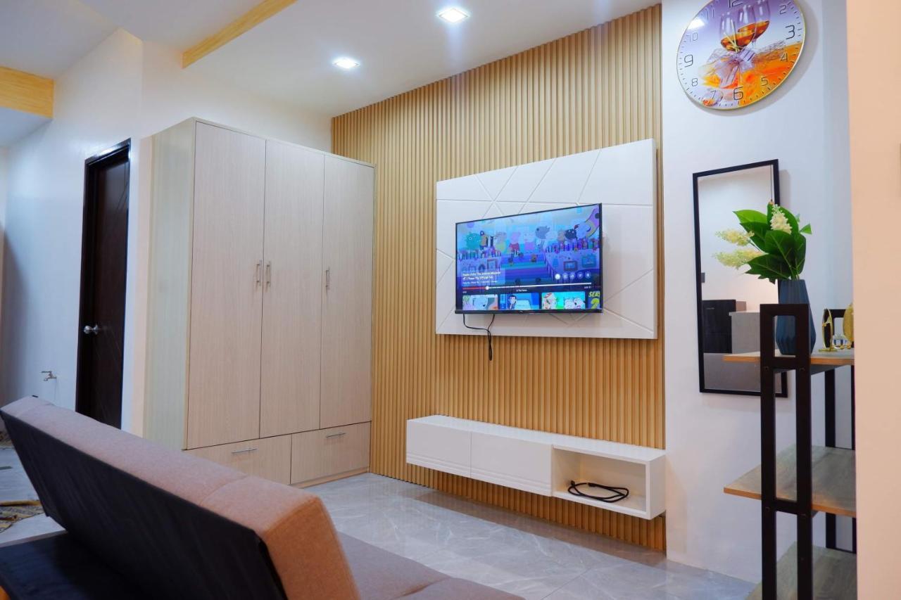 Cozy Entire Condo Unit With Pool Access Angeles Ngoại thất bức ảnh