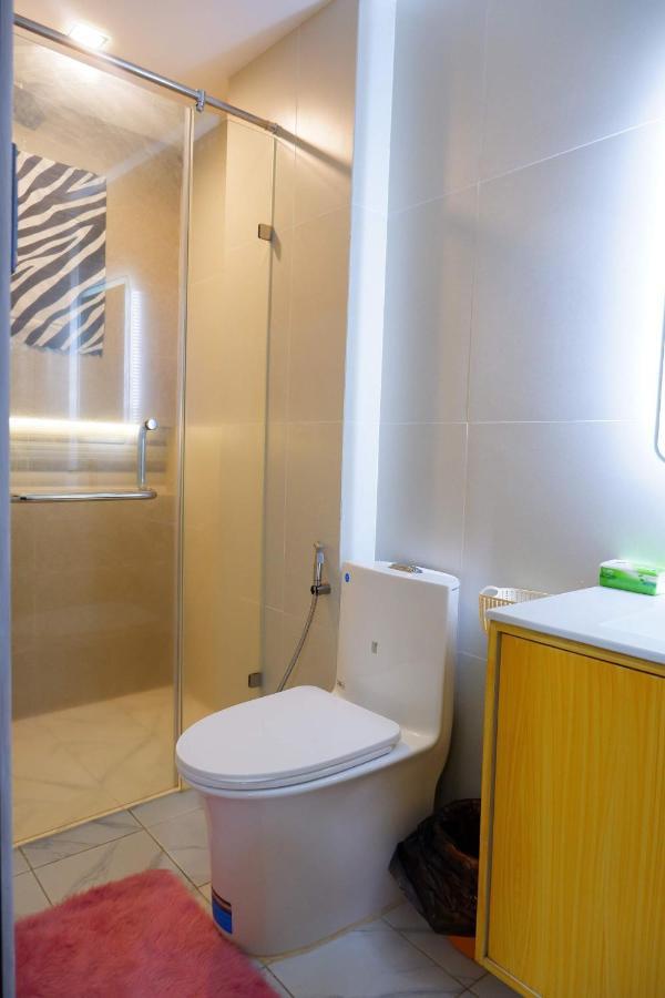 Cozy Entire Condo Unit With Pool Access Angeles Ngoại thất bức ảnh
