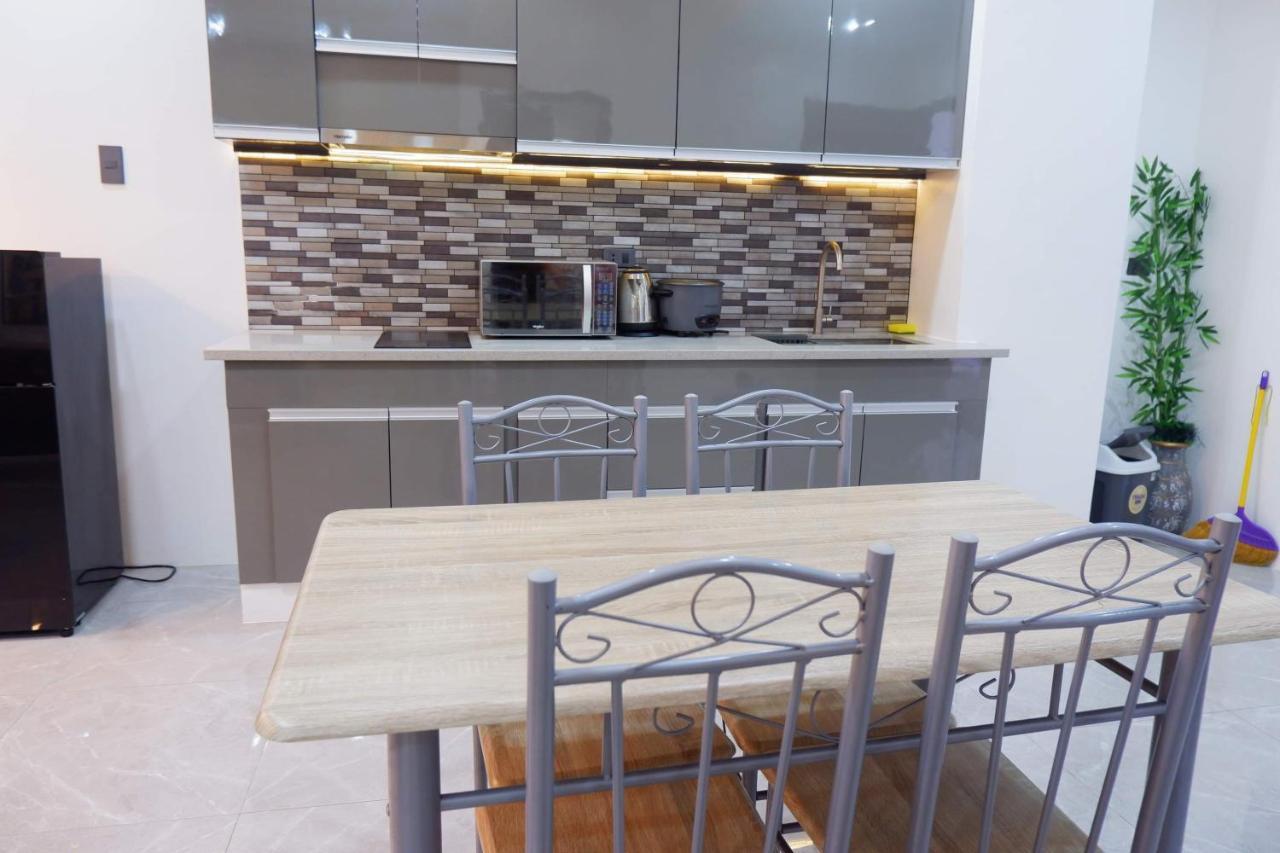 Cozy Entire Condo Unit With Pool Access Angeles Ngoại thất bức ảnh